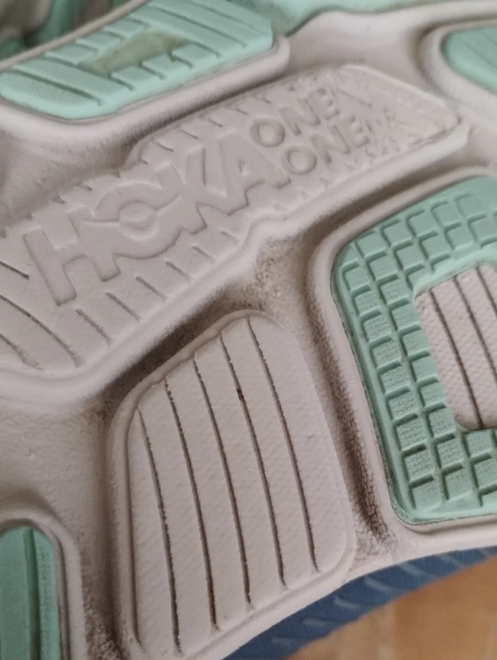 HOKA One One Bondi 7